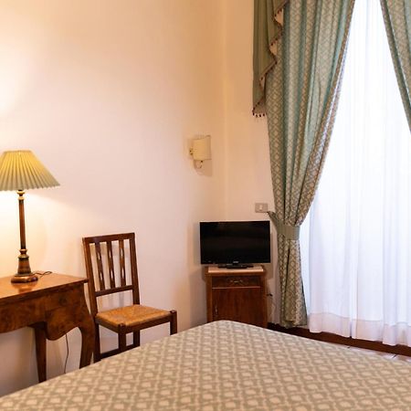 Hotel Belvedere Ассізі Екстер'єр фото